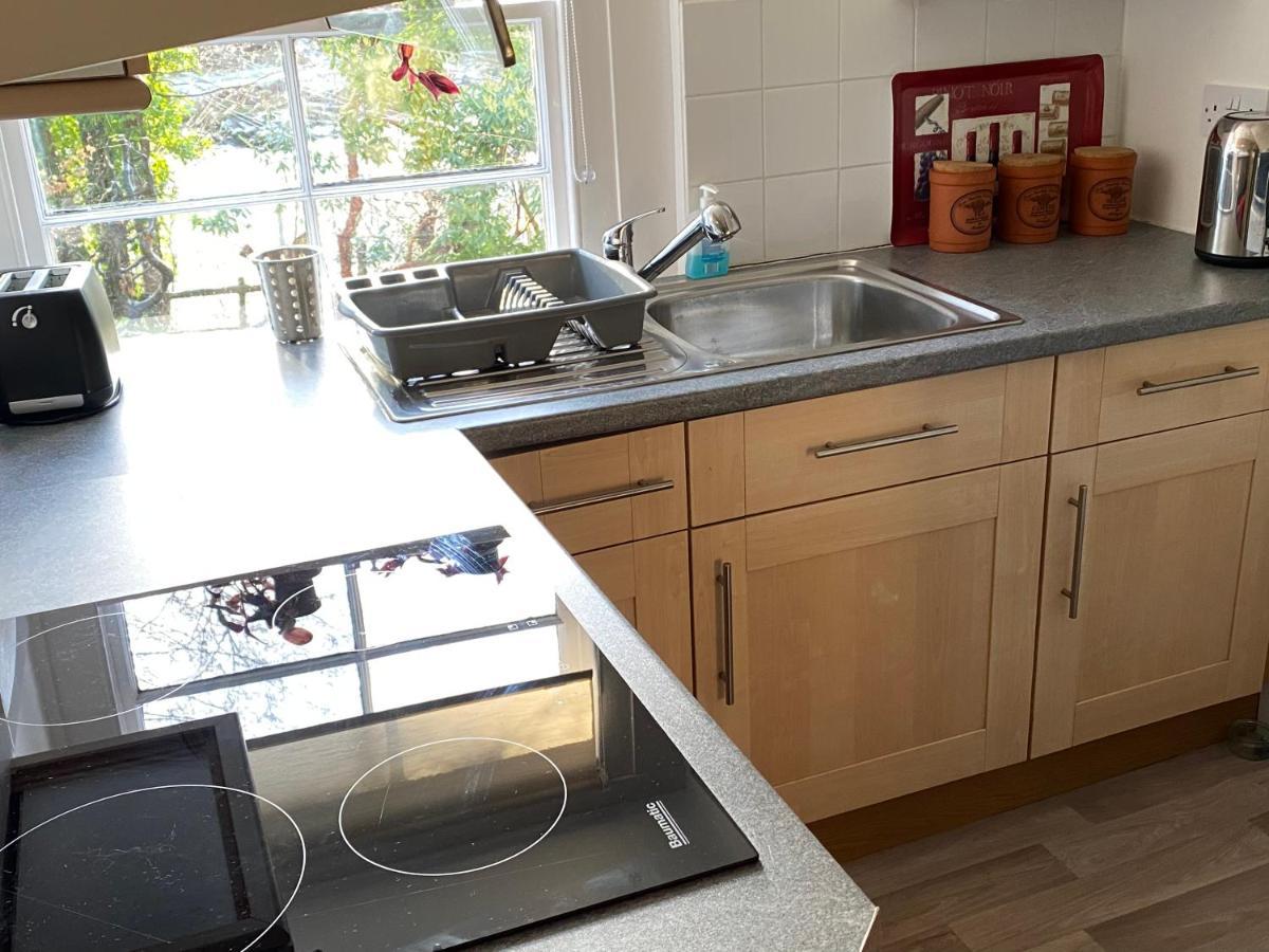 Cobbler'S Cottage At Kindrochet, Strathtay Pitlochry Extérieur photo